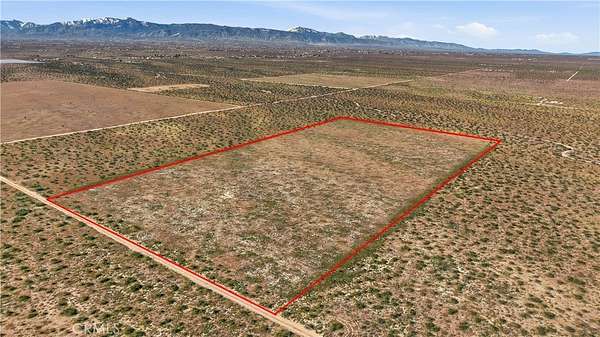 20 Acres of Land for Sale in Adelanto, California