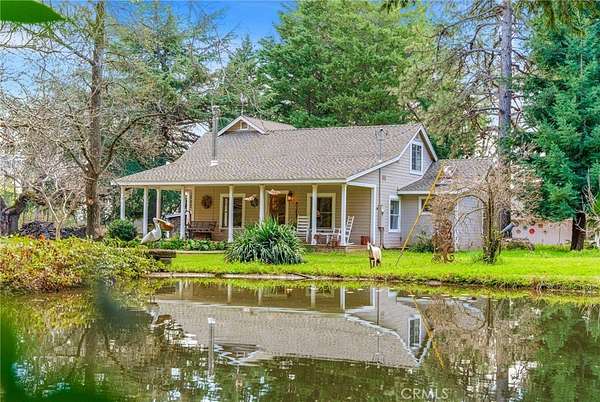 3 Acres of Land with Home for Sale in Magalia, California