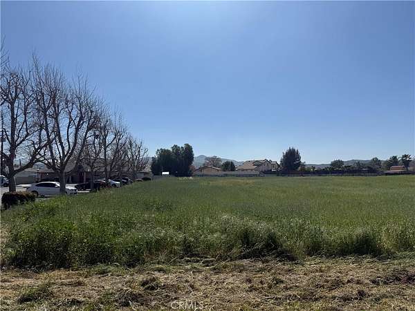 1 Acre of Land for Sale in Hemet, California