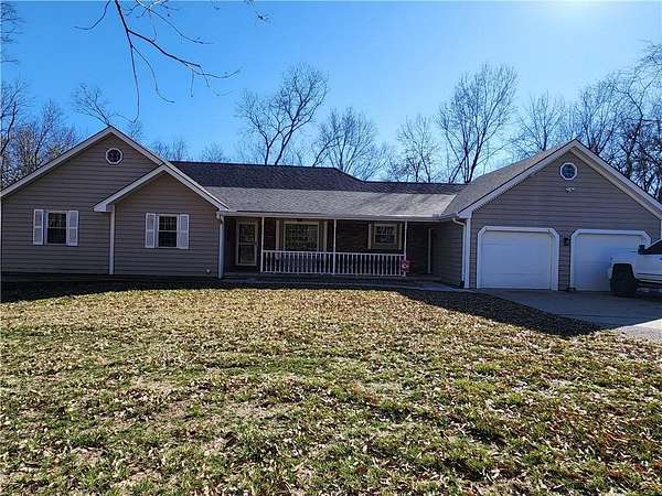 4 Acres of Land with Home for Sale in Kearney, Missouri