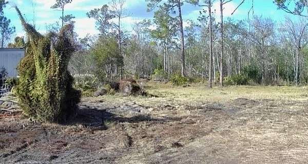 2.4 Acres of Land for Sale in Lake Placid, Florida