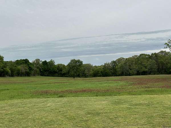 4 Acres of Residential Land for Sale in Flippin, Arkansas