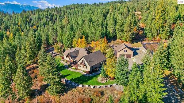 5.43 Acres of Land with Home for Sale in Bonners Ferry, Idaho