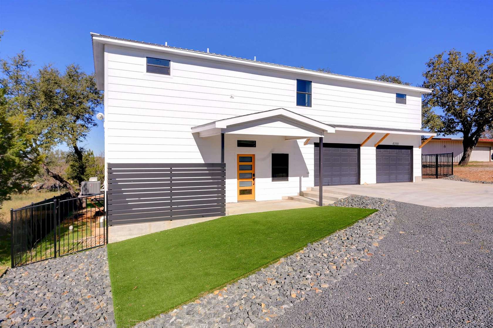 1.5 Acres of Land with Home for Sale in Burnet, Texas