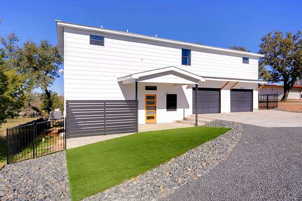 1.5 Acres of Land with Home for Sale in Burnet, Texas