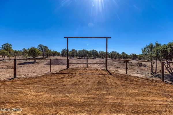 2.5 Acres of Residential Land for Sale in Show Low, Arizona