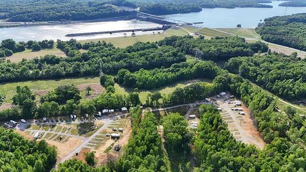 16.5 Acres of Improved Land for Sale in Decatur, Tennessee