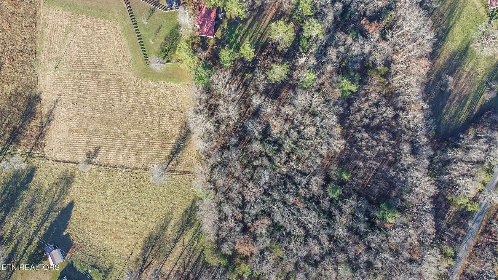 4 Acres of Residential Land for Sale in Crossville, Tennessee