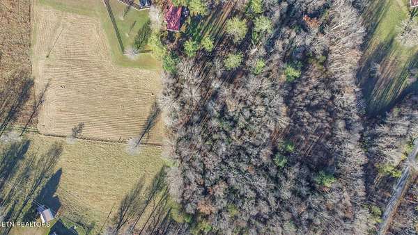 4 Acres of Residential Land for Sale in Crossville, Tennessee