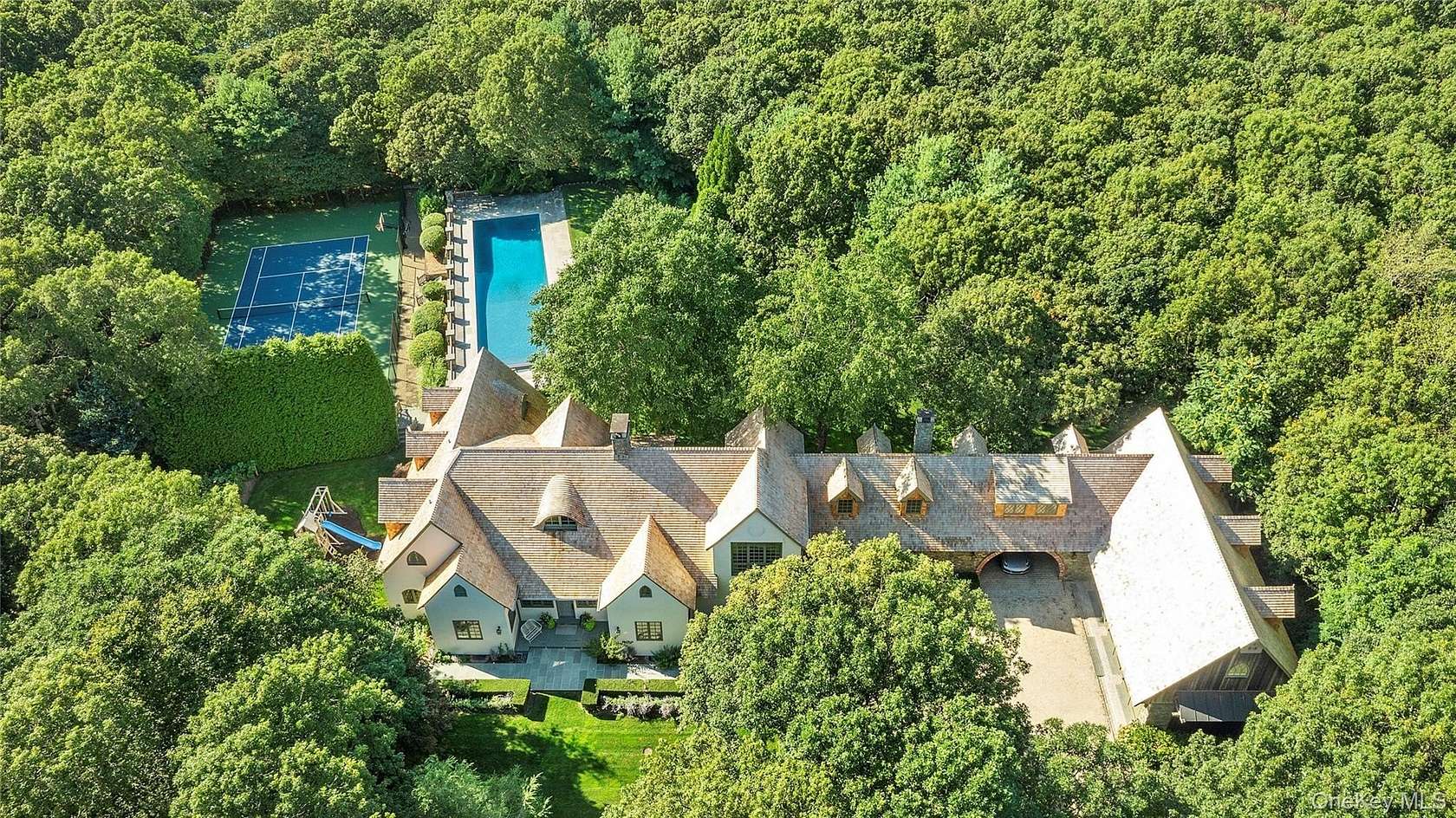 4.62 Acres of Land with Home for Sale in East Hampton, New York