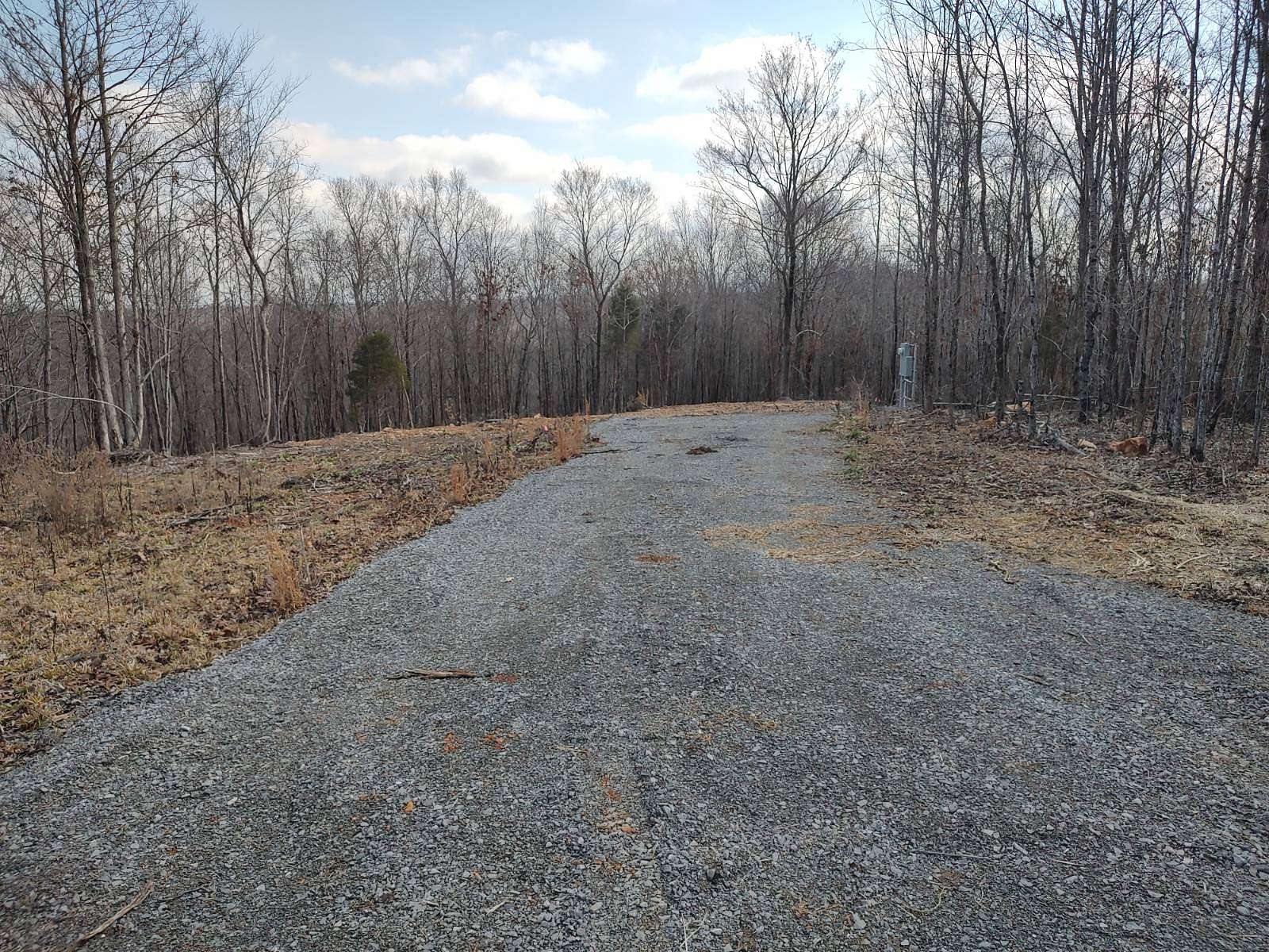 8 Acres of Residential Land for Sale in Dover, Tennessee