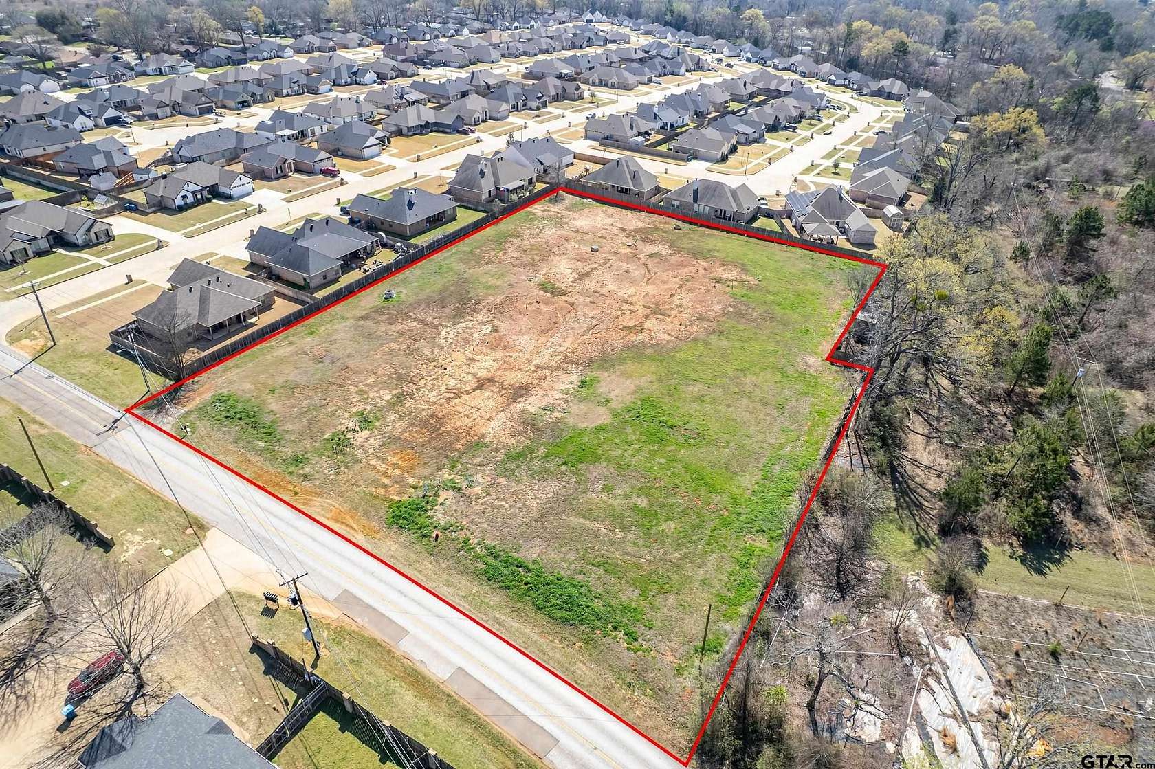 2 Acres of Residential Land for Sale in Whitehouse, Texas