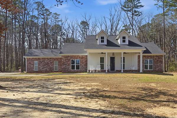 3.52 Acres of Land with Home for Sale in Sheridan, Arkansas