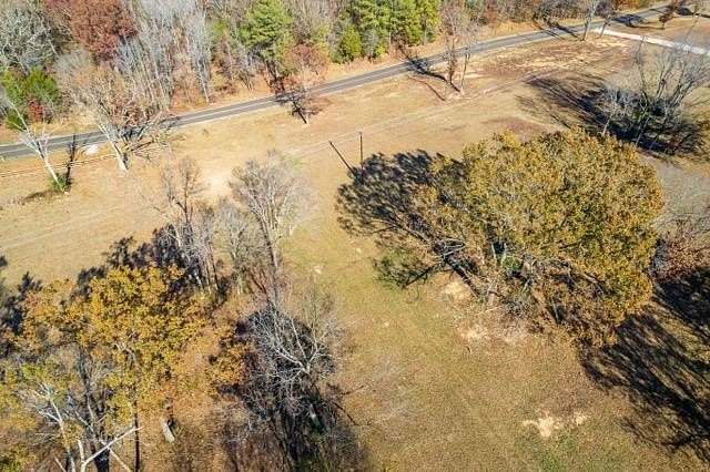 5 Acres of Residential Land for Sale in Batesville, Mississippi