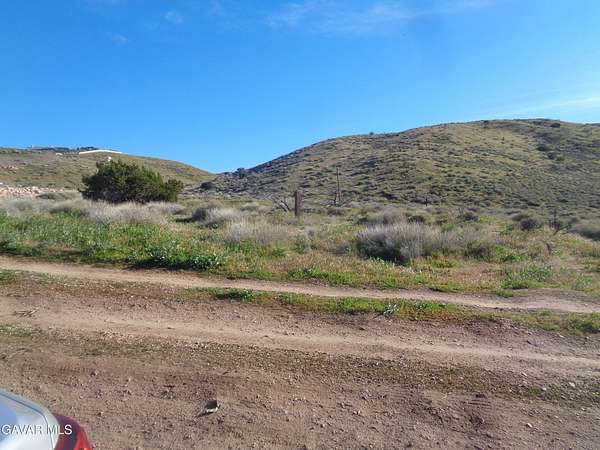 5 Acres of Land for Sale in Palmdale, California