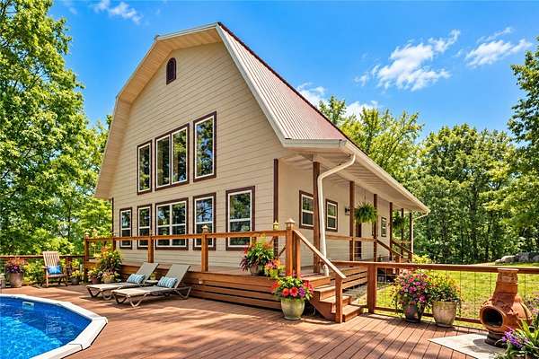4.32 Acres of Land with Home for Sale in Eureka Springs, Arkansas