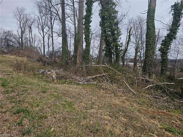 0.31 Acres of Residential Land for Sale in Wilkesboro, North Carolina