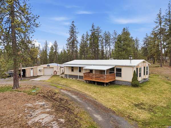 5.6 Acres of Land with Home for Sale in Cheney, Washington