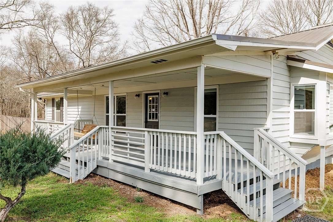 3 Acres of Land with Home for Sale in Lexington, Georgia