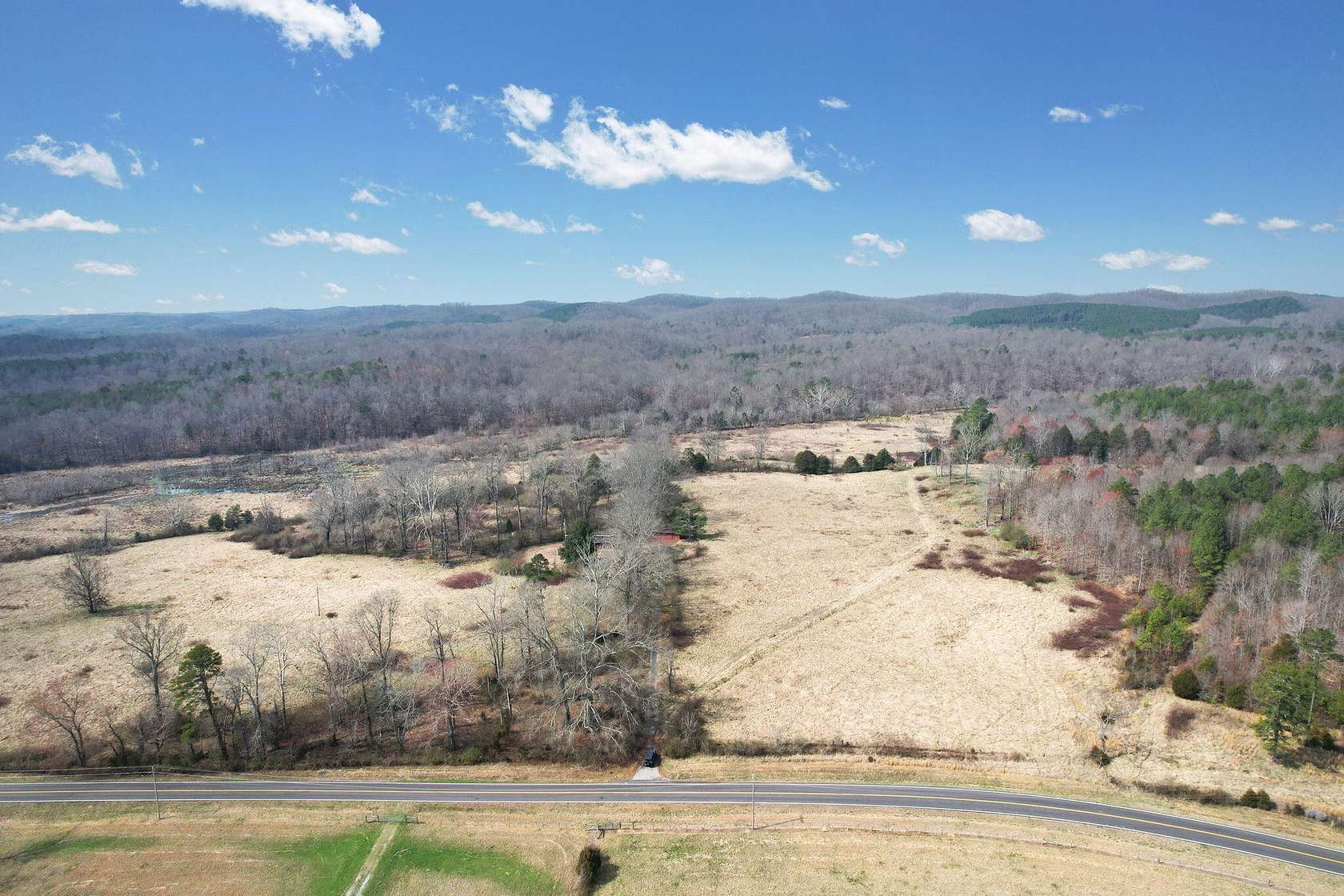 401 Acres of Land for Sale in Athens, Tennessee