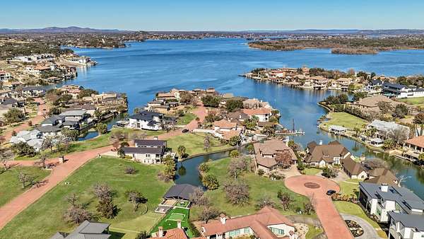 0.28 Acres of Residential Land for Sale in Horseshoe Bay, Texas