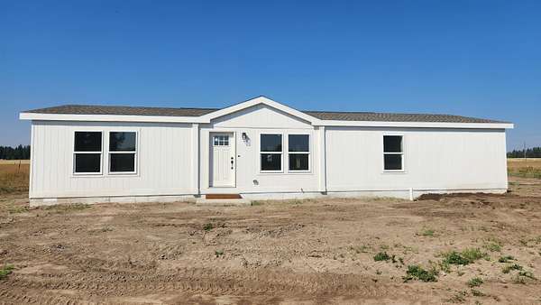 10 Acres of Land with Home for Sale in Deer Park, Washington