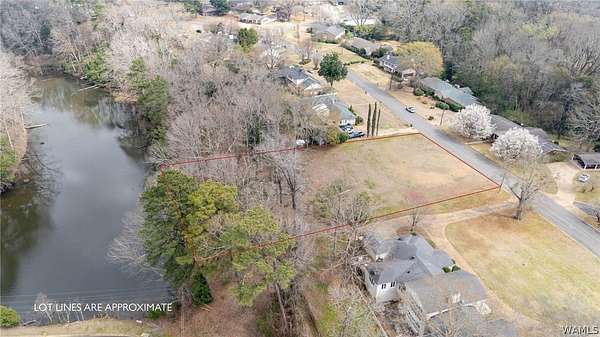 0.88 Acres of Residential Land for Sale in Tuscaloosa, Alabama