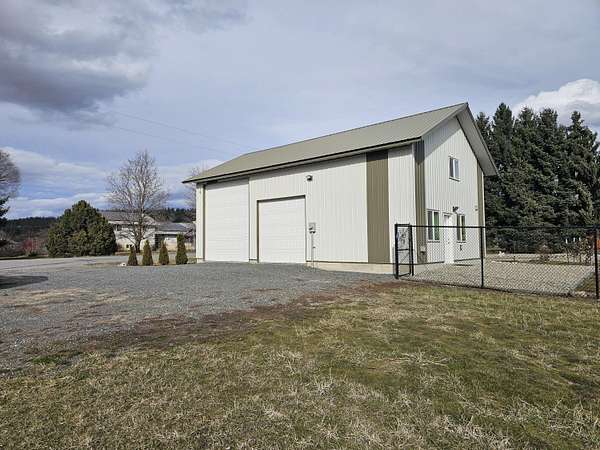 1.62 Acres of Land with Home for Sale in Colville, Washington