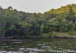 4.4 Acres of Residential Land for Sale in Sunrise Beach, Missouri