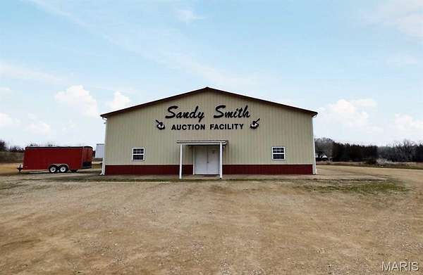 6 Acres of Improved Commercial Land for Sale in Puxico, Missouri
