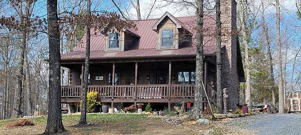 4 Acres of Land with Home for Sale in Calhoun, Georgia