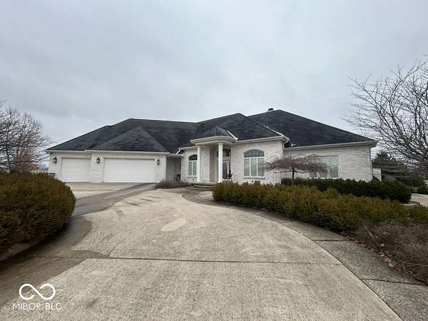 23 Acres of Land with Home for Sale in Edinburgh, Indiana