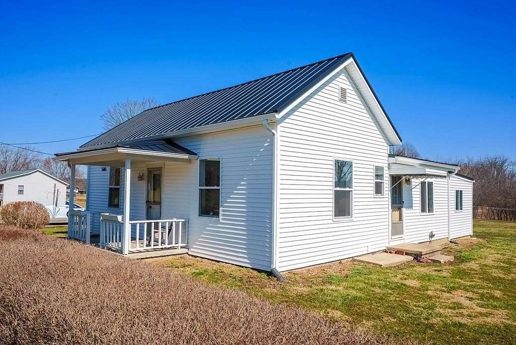 3.17 Acres of Land with Home for Sale in Chillicothe, Ohio