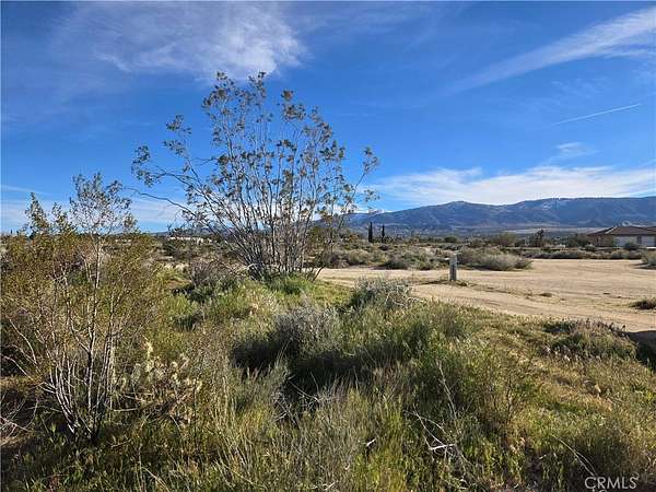 1.56 Acres of Residential Land for Sale in Piñon Hills, California