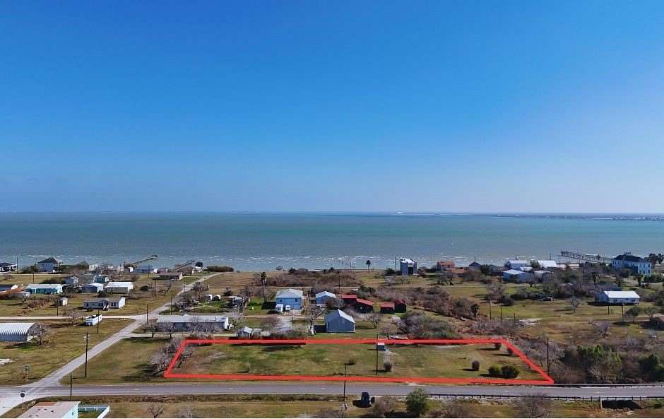 1.15 Acres of Residential Land for Sale in Bayside, Texas