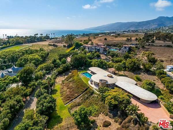 2 Acres of Land with Home for Sale in Malibu, California