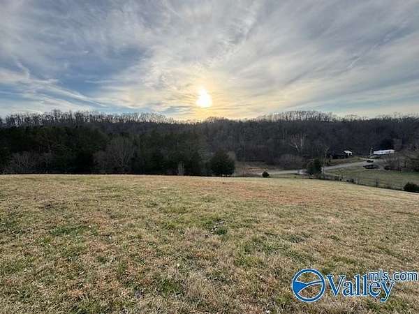 15 Acres of Land for Sale in Elkmont, Alabama