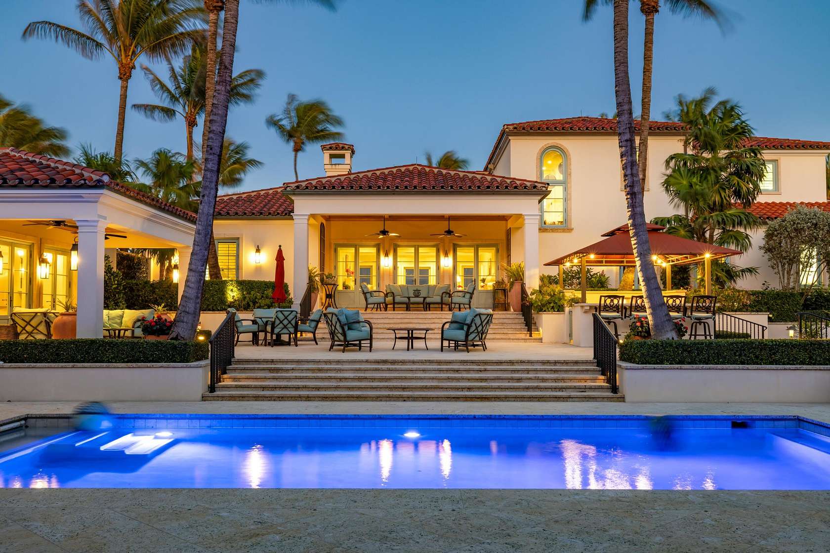 1.54 Acres of Land with Home for Sale in Jupiter Island, Florida