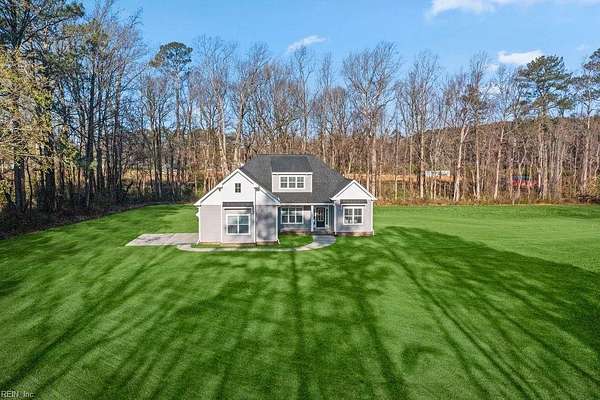 4 Acres of Land with Home for Sale in Suffolk, Virginia