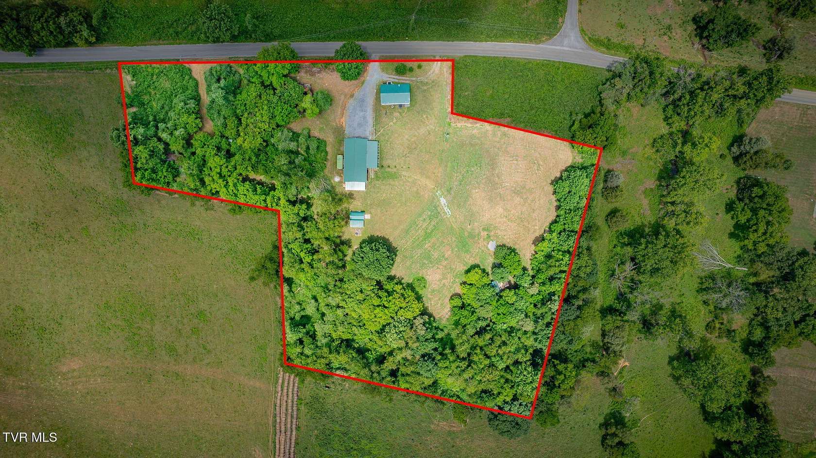 5 Acres of Improved Mixed-Use Land for Sale in Surgoinsville, Tennessee