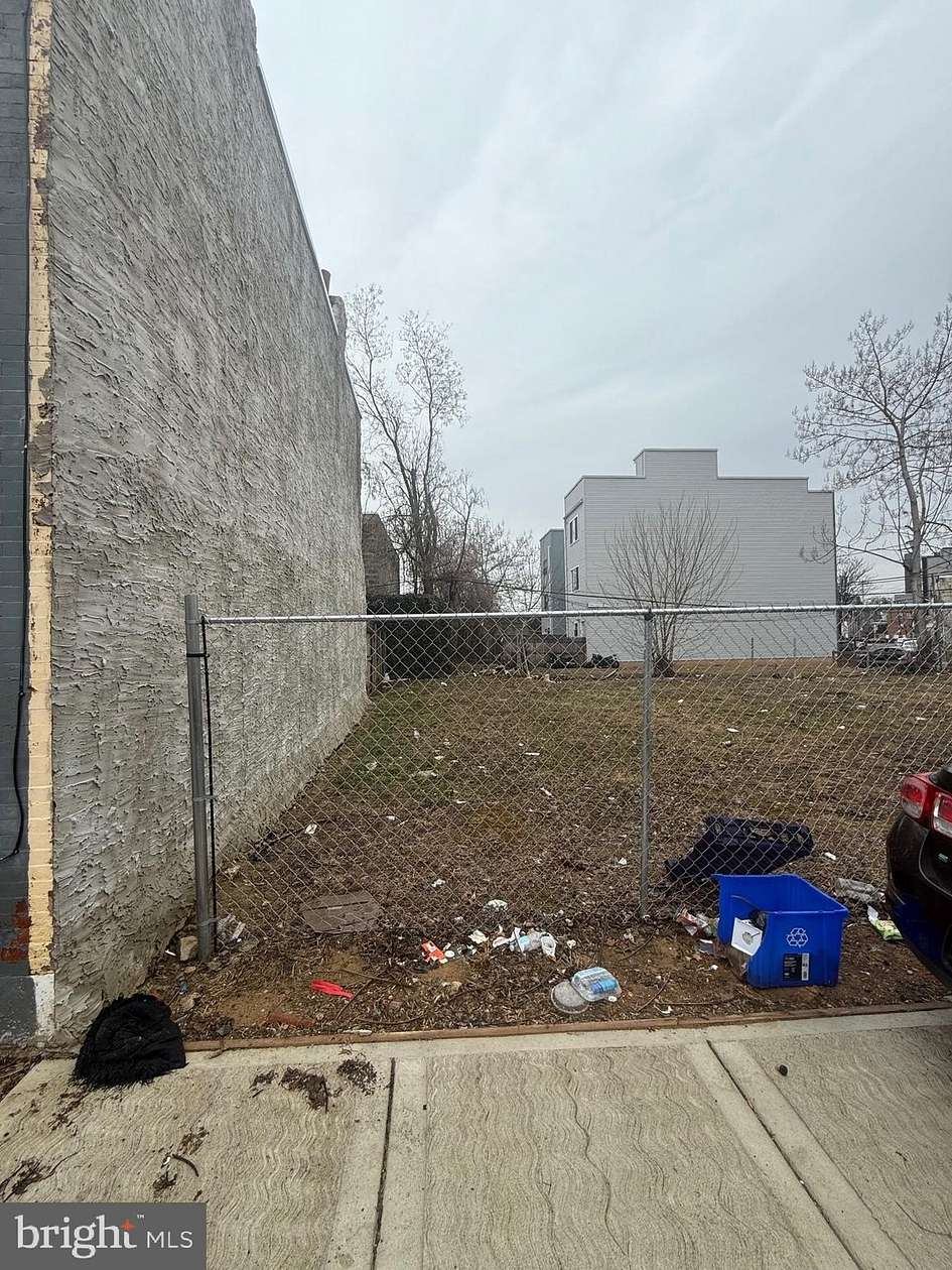 0.02 Acres of Residential Land for Sale in Philadelphia, Pennsylvania
