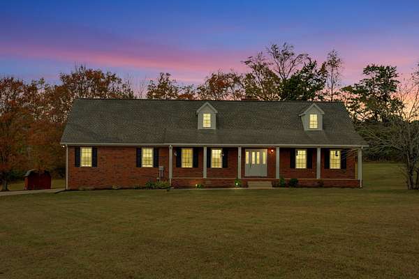 5 Acres of Land with Home for Sale in Lebanon, Tennessee