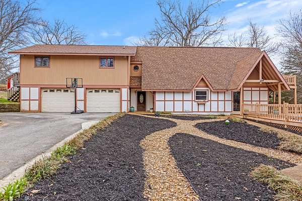 10 Acres of Land with Home for Sale in Ooltewah, Tennessee