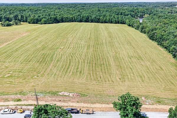 6 Acres of Residential Land for Sale in Crossville, Tennessee