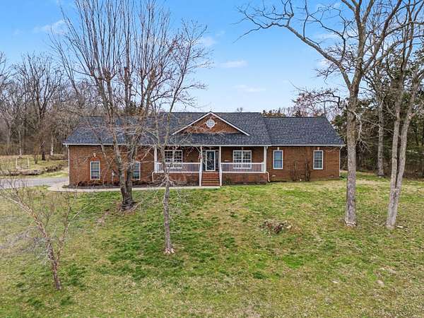 1.72 Acres of Land with Home for Sale in Goodlettsville, Tennessee