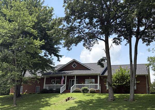1.72 Acres of Land with Home for Sale in Goodlettsville, Tennessee