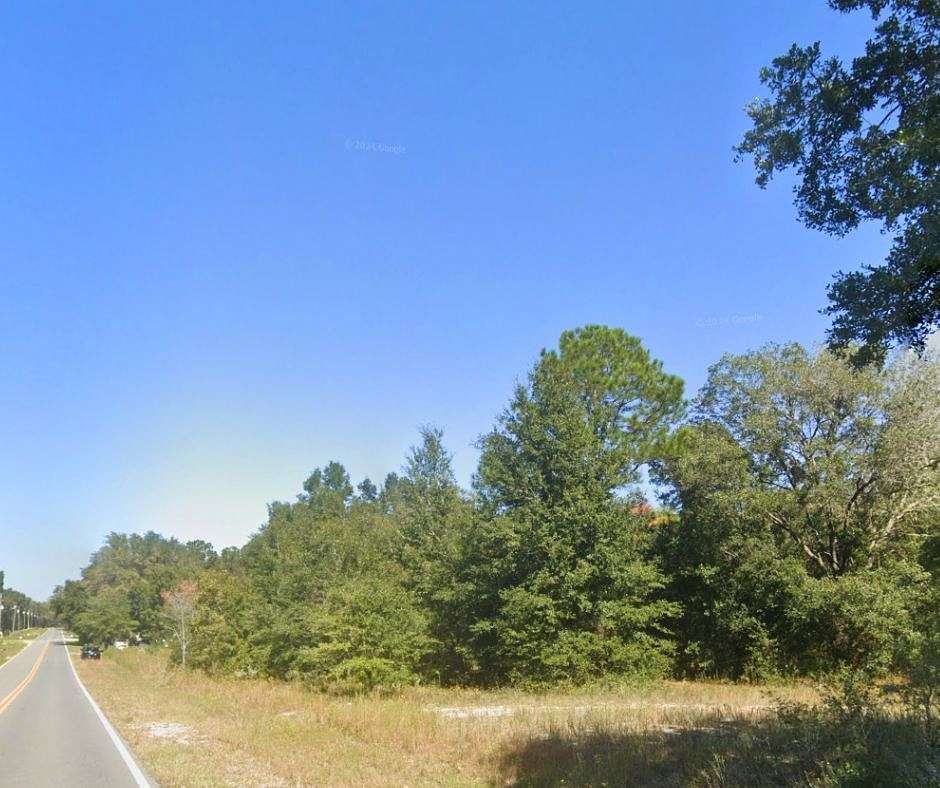 0.22 Acres of Residential Land for Sale in Interlachen, Florida
