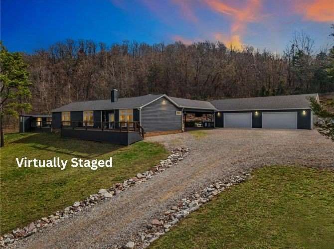 27 Acres of Land with Home for Sale in Huntsville, Arkansas