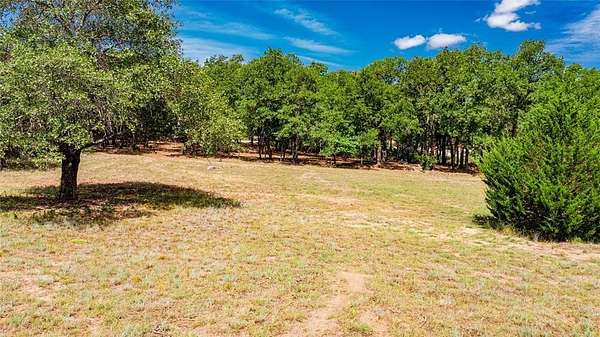 2 Acres of Residential Land for Sale in Alvord, Texas