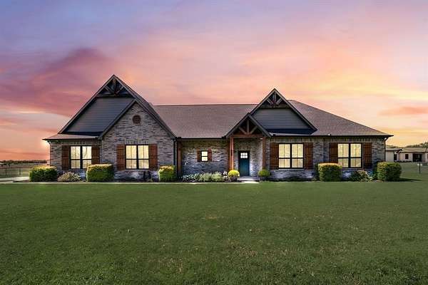 2 Acres of Land with Home for Sale in Sanger, Texas